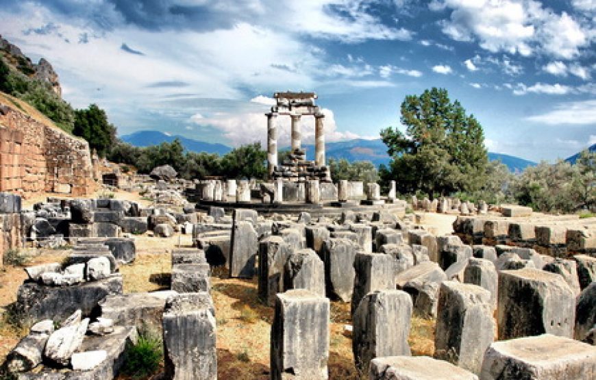 Athens Delphi Meteora Athens minivan tour