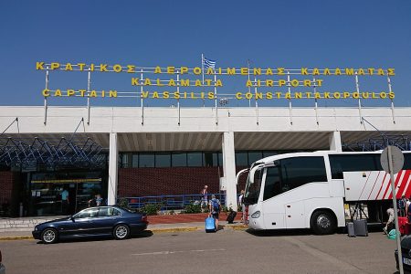 Volos to Kalamata airport minivan transfer